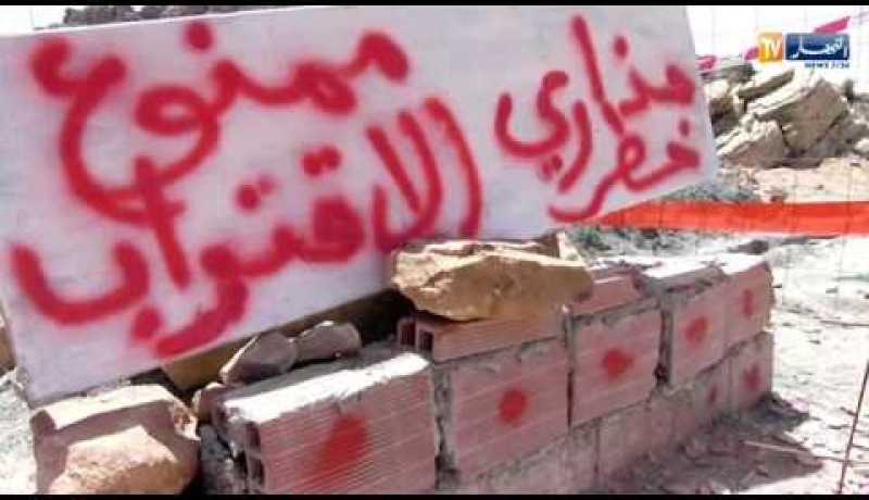 بسكرة: منقب مائي يضخ غاز قابل للإشتعال