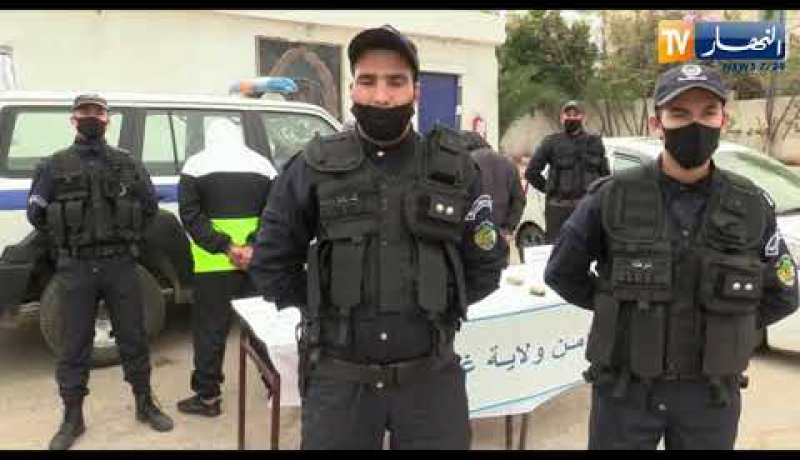 غليزان: توقيف ثلاث أشخاص وحجز كمية معتبرة من المخدرات والأقراص المهلوسة