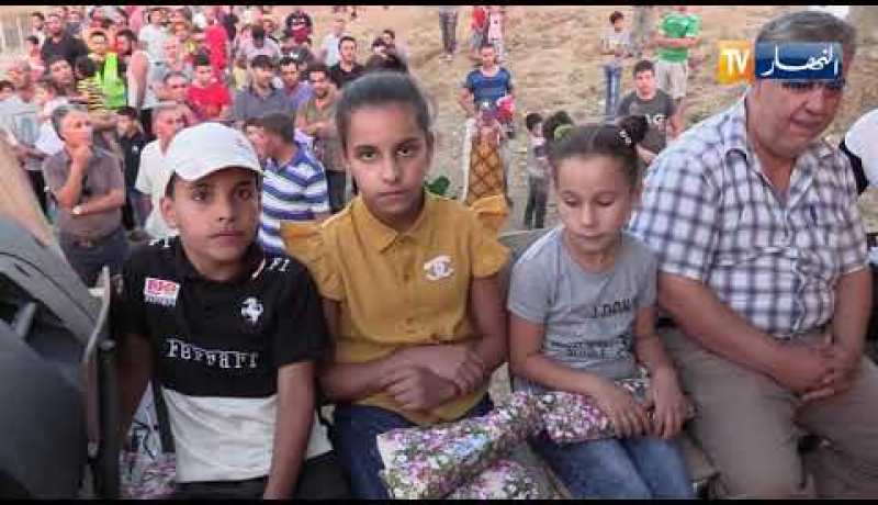 Timzizelt n wadadal s wudem n twizi d tegmat yedduklen deg taddart Ubizar