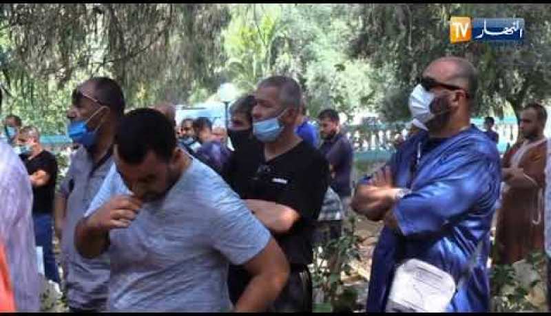 تشييع جثمان المرحوم “محمد زيات” إلى مثواه الأخير بمقبرة الأربعاء بالبليدة