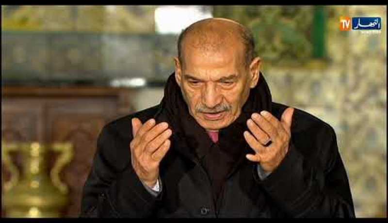 الجزائر تبكي..الفريق “أحمد قايد صالح” رجل صان الأمانة في حياته ووحّد الشعب في مماته