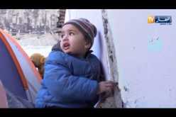 مجتمع: عائلة من أربعة أفراد تعيش في خيمة بسبب توسعة مسجد بباش جراح