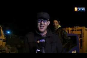 شاهد.. عمال النظافة لولاية معسكر يبيتون بحضيرة المؤسسة إضرابا على عدم تلقيهم رواتبهم الشهرية