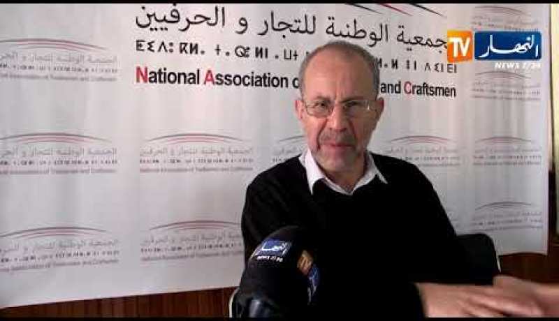 بولنوار: بعض الشباب هددوا التجار بضرورة غلق المحلات