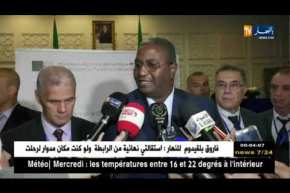 وزير السياحة يهدد المستثمرين الذين لم يكملوا مشاريعهم بسحب العقار منهم