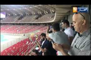 مدرب الخضر جمال بلماضي يستقبل داخل ملعب وهران الجديد بالزغاريد