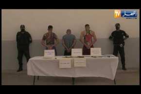 سيدي بلعباس: أشخاص حاملين أسلحة بيضاء يعتدون على صاحب محل لبيع ألعاب أطفال