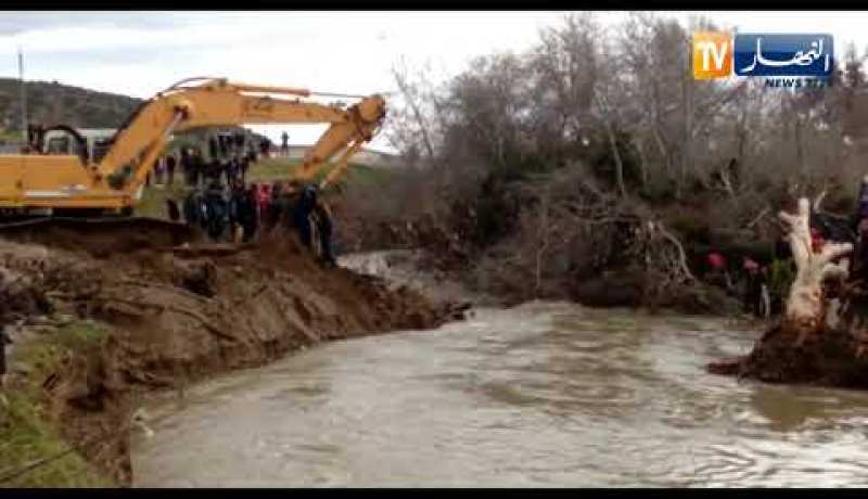 عملية البحث عن عون الحماية المدنية بواد الدهوس في البويرة متواصلة