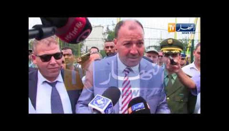 الوزير حطاب يوبخ مسؤول بعين تموشنت.. راكم ترموا الشباب للتهلكة!!