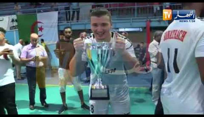 نادي المجمع البترولي لكرة اليد رجال يتوج بالكأس الممتازة