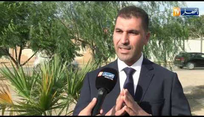 سياسة: محاربة “السحر” و”العنوسة “و شقق بالمجان.. برامج غريبة لمترشحي الرئاسيات