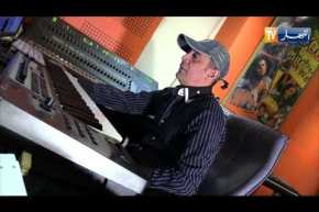 فن: الملحن والموزع الموسيقي بوشلوش يكرم عز الدين الشلفي!!