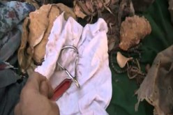 العثور على حروز وطلاسم للشعوذة والسحر بمقبرة جامعة في الوادي