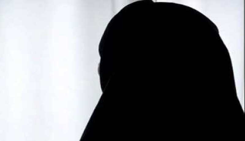 فتاة تطالب والدها بتسديد نفقة بقيمة 62 مليون انتقاما منه لرفضه اقتناء سيارة لها