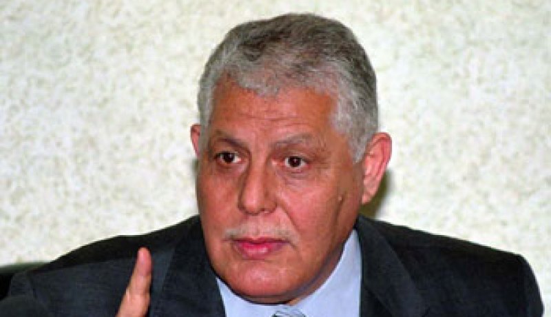وزارة الجامعات تنفي تحويل منحة الطالب إلى شبه راتب ولا تستبعد مراجعتها