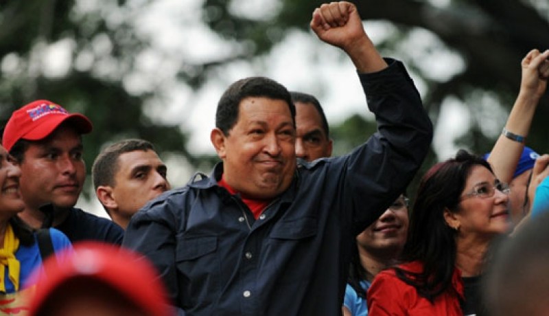 تشافيز ينقل بعضا من مهامه وصلاحياته لنائبه مادورو