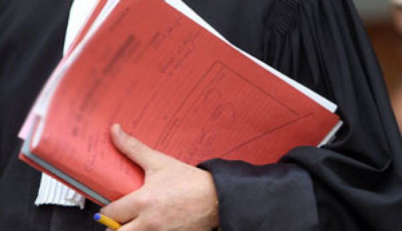 ملف مؤسسة أشغال الحوض ومديرية الشباب بالبيّض أمام العدالة