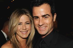 خلافات بين النجمة جينيفر أنيستون وزوجها والسبب ألعاب الفيديو