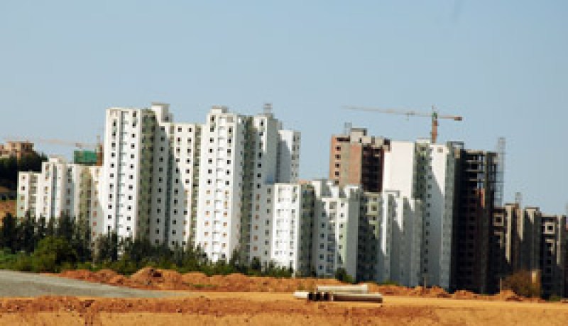 90 بالمائة من منكوبي الزلزال تم إعادة إسكانهم والدولة لن تقوم بنزع “الشاليهات” : نور الدين موسى: “الإعلان عن التسعيرات الجديدة الخاصة بإنجاز السكنات في جوان المقبل”