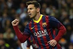 بالصورة نائب رئيس الإمارات يستقبل ميسي أمام فندق برج العرب