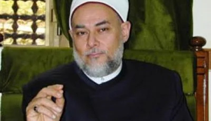مفتي‮ ‬مصر‮ ‬يحرم صلاة الجمعة على المتظاهرين والمتحدث باسم الأزهر‮ ‬يستقيل