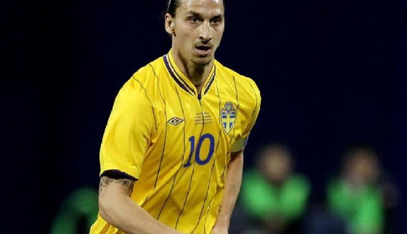 إبراهيموفيتش يتناسى آلامه بشراء جزيرة