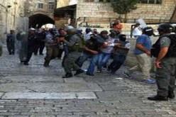 اشتباكات جديدة بين فلسطينيين والشرطة الإسرائيلية في المسجد الأقصى