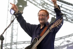 الفنان ايدير يعود للغناء في الجزائر بعد غياب 38 سنة