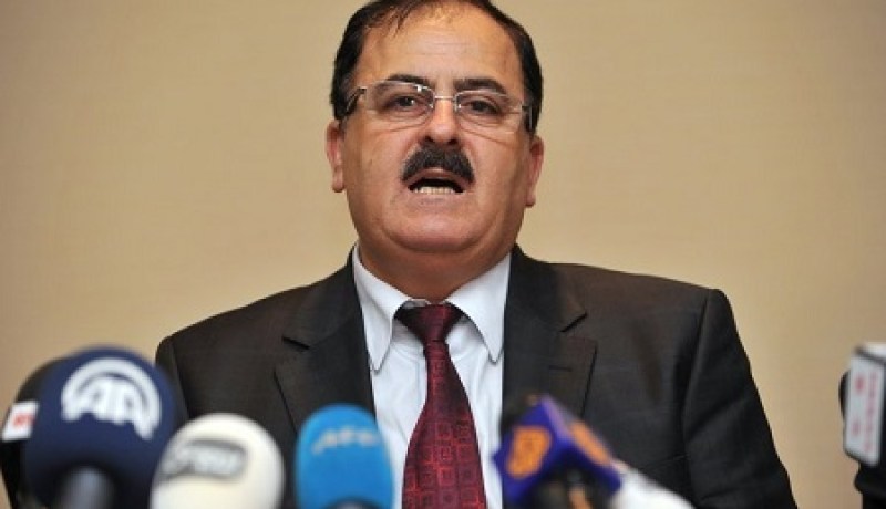 إدريس: الأسد قصف بالكيمياوي انتقاما لاستهداف موكبه