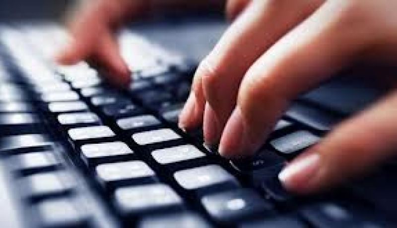 توقيف دكتور في الإعلام الآلي بتهمة اختراق بريد إلكتروني لبروفيسور بجامعة ڤالمة