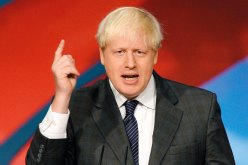 جونسون يدعو للحذر من كورونا عند اقتراب الشتاء