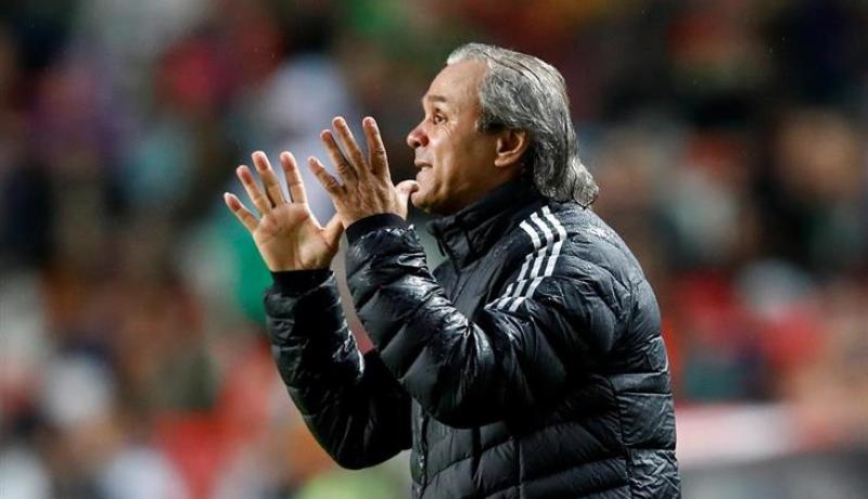 ماجر مرفوض من الجميع .. إلا من نفسه !!