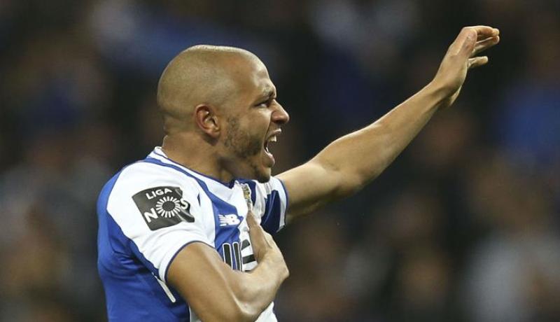 براهيمي: “أمامنا 9 نهائيات للتتويج بلقب البطولة”