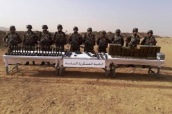 الجيش يكشف مخبأ يحتوي على 40 قذيفة هاون من عيار 82 ملم بتمنراست