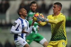 بالفيديو.. كونسيساو غاضب من براهيمي لهذا السبب!