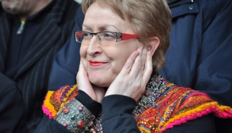 خليدة تومي تمثل في هذه الأثناء أمام المحكمة العليا