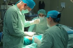 إجلاء فتاة إيطالية بعد عجز أطباء جزائريين عن علاجها