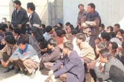 ‮''‬الشناوة‮'' ‬يُنظّمون مسيرة احتجاجية للمطالبة برواتبهم في‮ ‬تيزي‮ ‬وزو