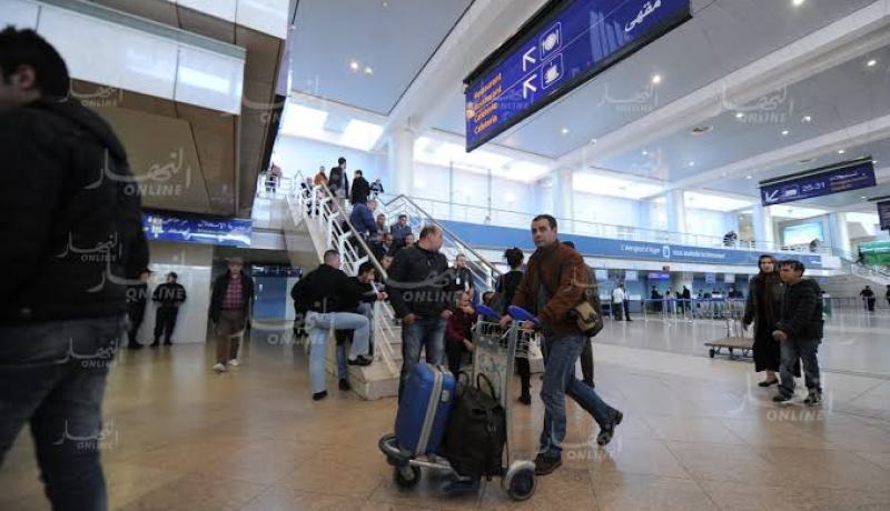 بن بوزيد في مطار هواري بومدين لمعاينة نظام مراقبة “كورونا”