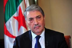 بالصور.. بن فليس ينصب الهياكل المركزية لحملته الانتخابية