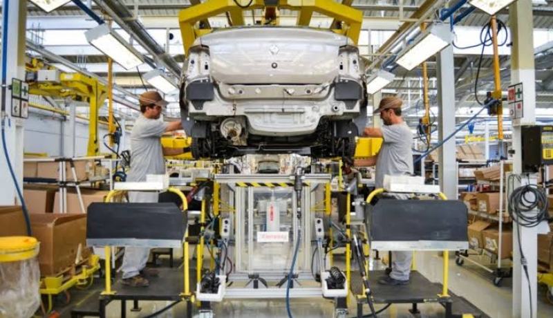 80 بالمائة من مصانع السيارات عبر العالم تعود للعمل