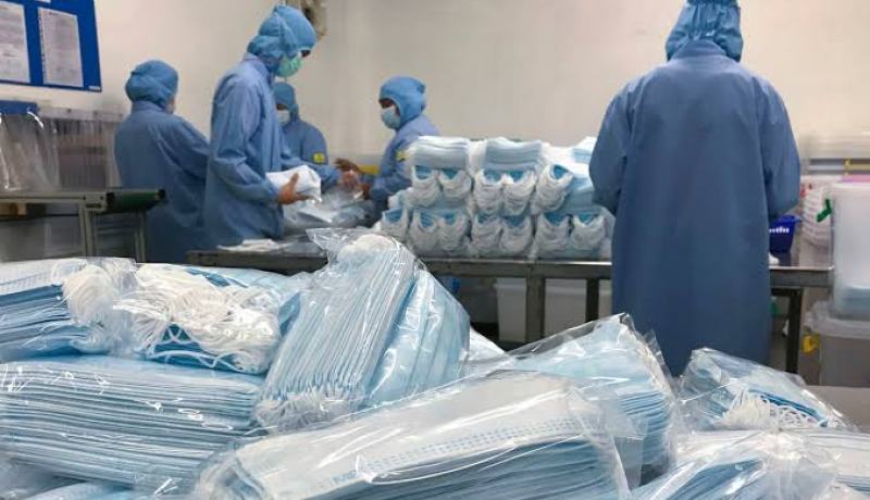 لطفي بن باحمد: أنتجنا 50 مليون كمامة واقية خلال شهر ونصف