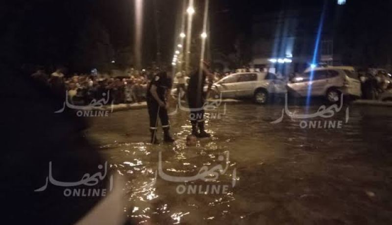 إنقاذ عائلة وإخراج سيارات حاصرتهم مياه الأمطار بتبسة