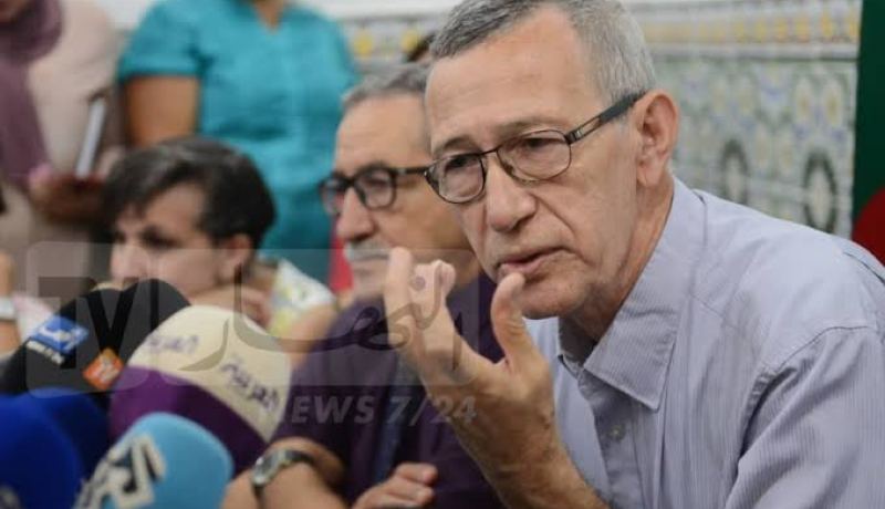 بلحيمر.. هناك صحفيين جزائريين يعملون مع وسائل إعلامية أجنبية بلا عقود قانونية أو بطاقة مهنية