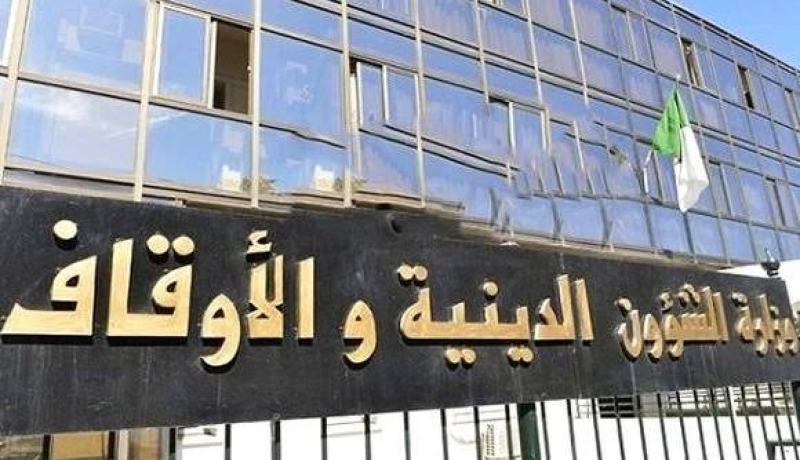 اللجنة الوزارية للفتوى.. يجوز إخراج الزكاة قبل بلوغها عاما