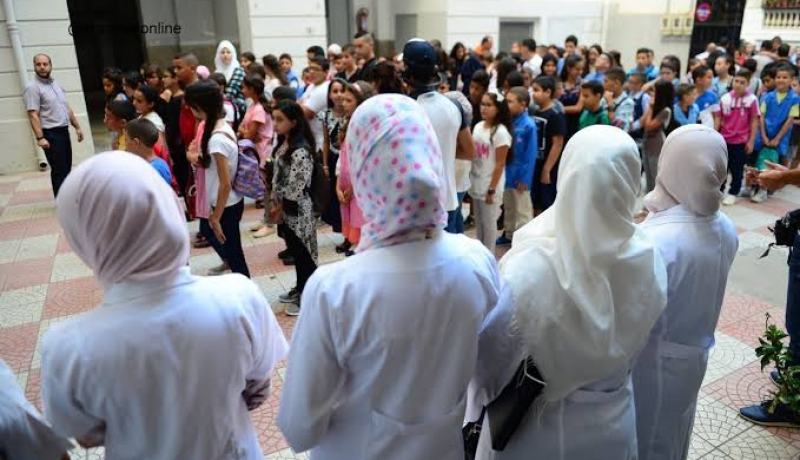 اقتراحات بتأجيل الدخول المدرسي القادم للأساتذة