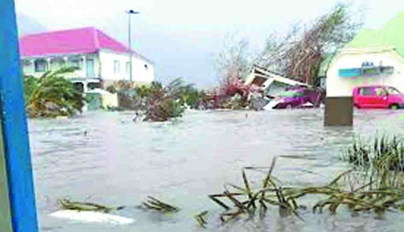 الجزائر ترسل 30 “شاليه” لمنكوبي إعصار “إيرما” في جزر الأنتيل الفرنسية