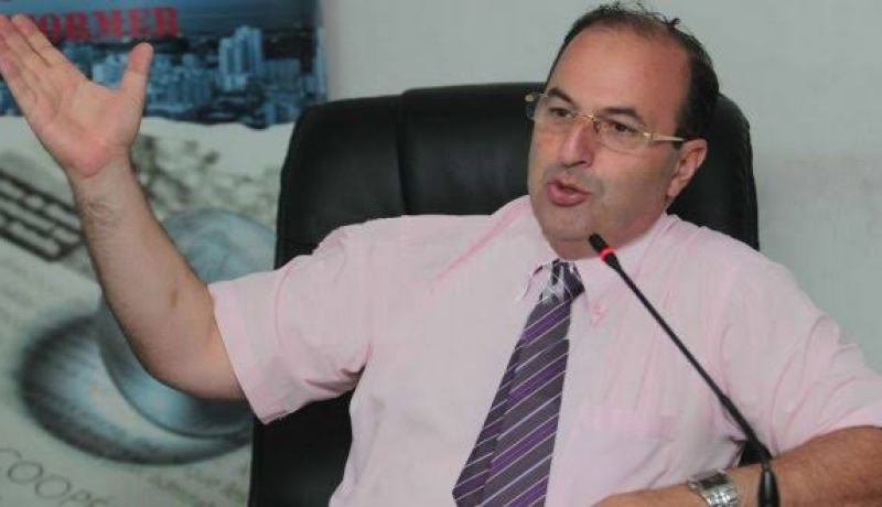 بن يحي يُشدد على ضرورة إصلاح البنوك