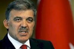 الرئيس التركي نقل إلى المستشفى لالتهاب في أذنيه
