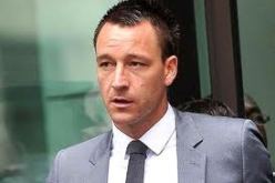 تيري القائد السابق لمنتخب انجلترا يعتزل اللعب الدولي